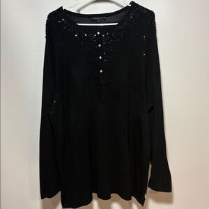 Carolyn Taylor black  Knit Top with sequence